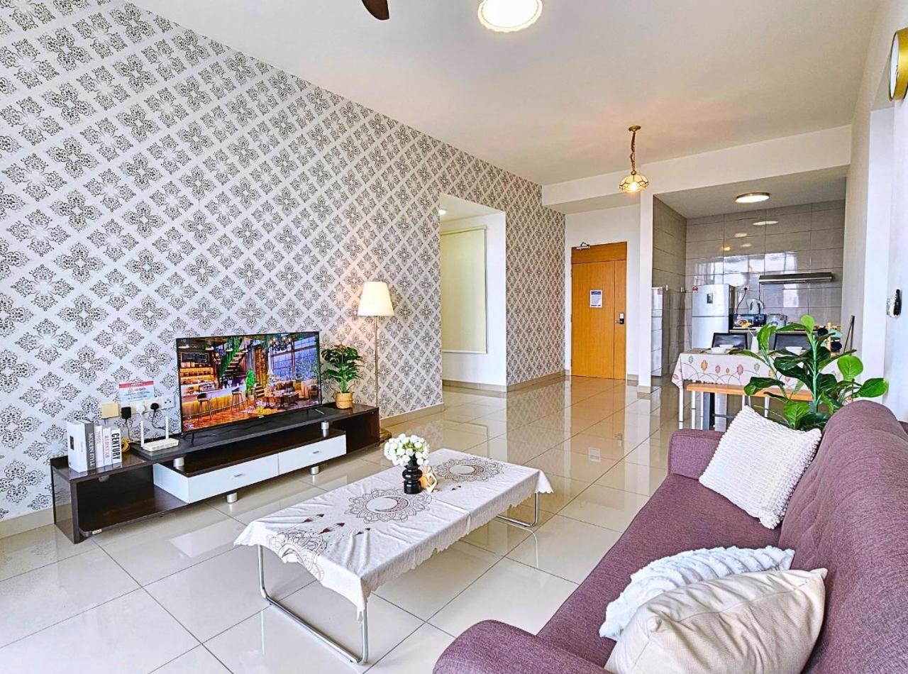 Conezion Near Ioi City Mall, Maeps Serdang, Putrajaya By Cloud Host Exteriör bild