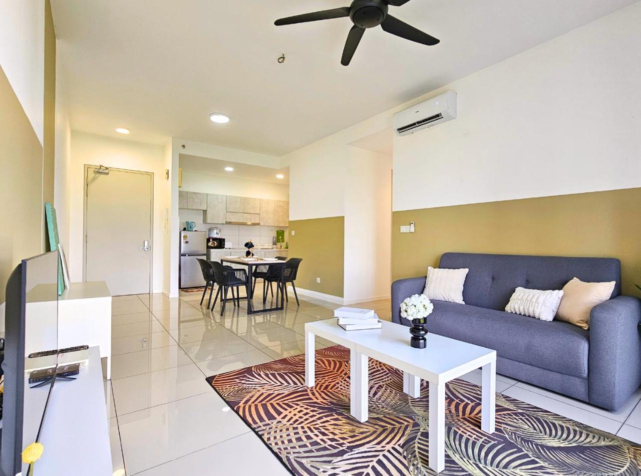 Conezion Near Ioi City Mall, Maeps Serdang, Putrajaya By Cloud Host Rum bild